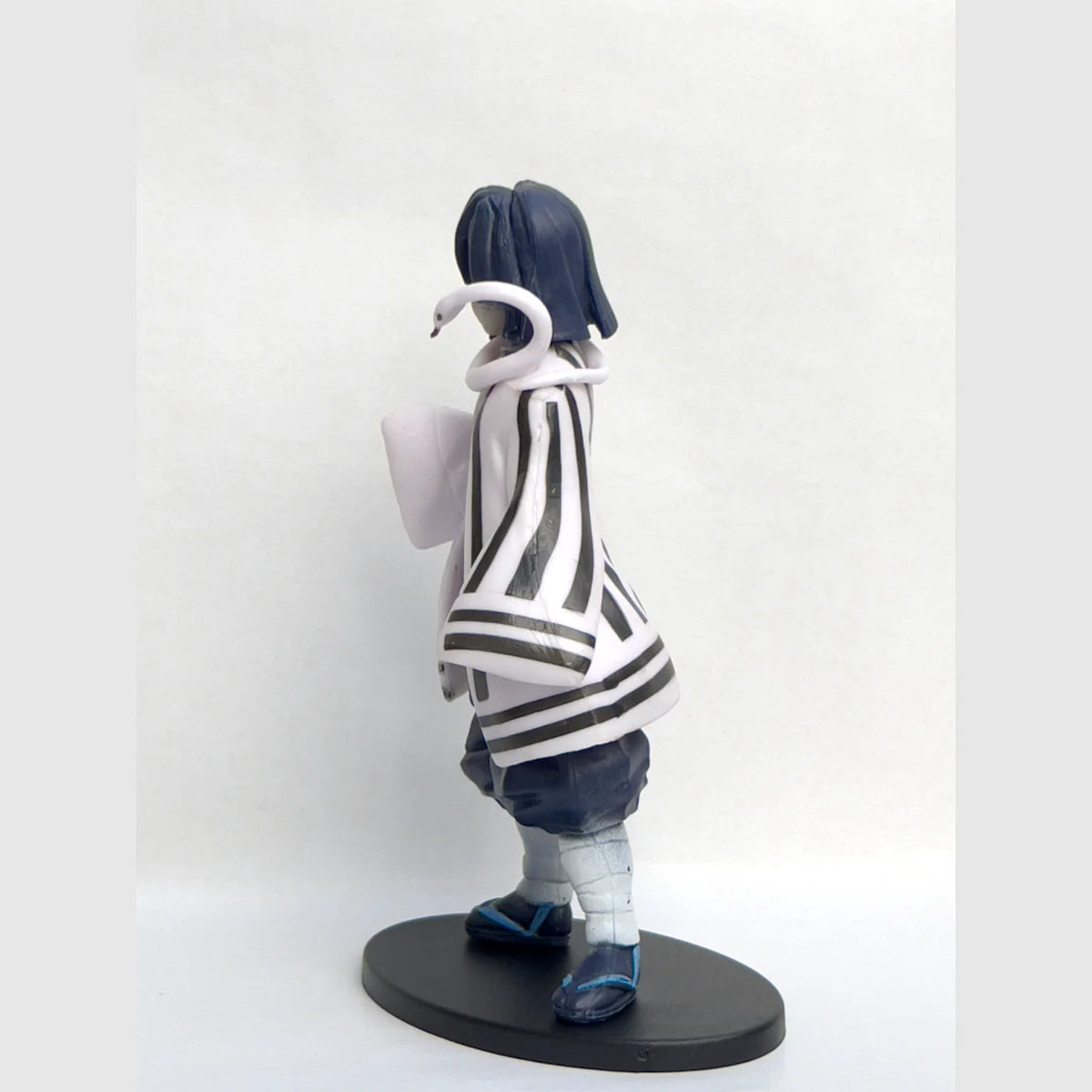 Demon Slayer Obanai Iguro Figure