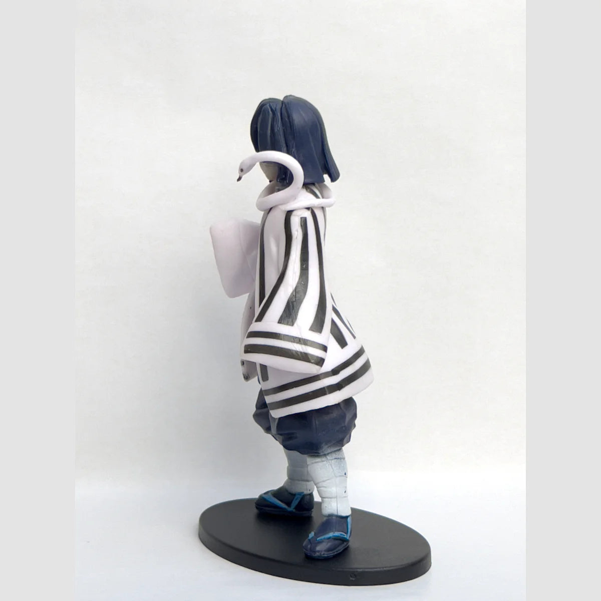 Demon Slayer Obanai Iguro Figure
